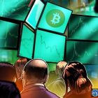 Биткоин достиг $62.3K: новый девятидневный максимум на фоне рекорда мировых акций