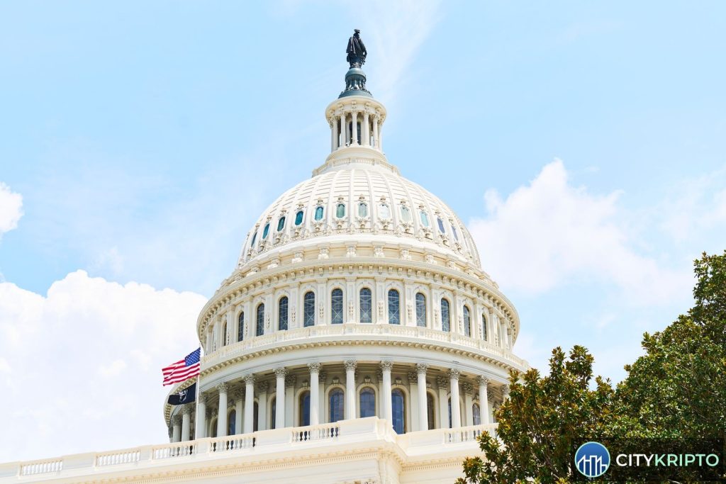 Clarity Act и обход санкций в криптовалютах