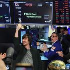 Robinhood делает высокорискованную ставку на DeFi: миллионы пользователей и мемкоины