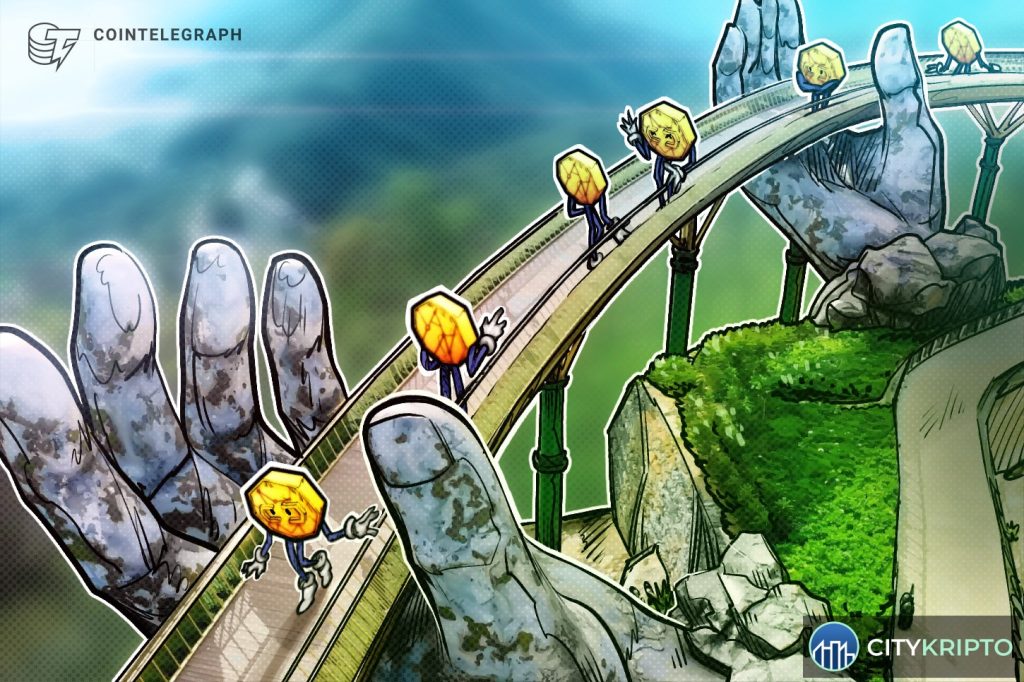 Флаг Вьетнама и биткоин на фоне графика криптовалют