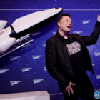 SpaceX отчиталась о первом квартале: убытки из-за Bitcoin и превышение прогнозов