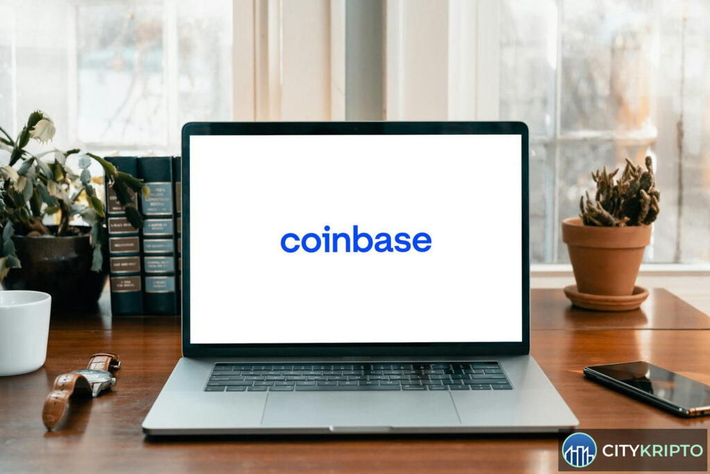 График Bitcoin на фоне новостей об инфляции в США и Coinbase Deribit