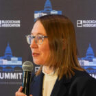 Hester Peirce, «Crypto Mom» из SEC, уходит 2 октября