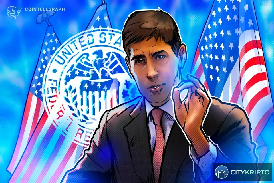 График Bitcoin с отметкой $82 000 на фоне новостей ФРС