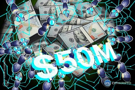 Логотип Startale и SBI с графиком роста инвестиций в криптовалюту