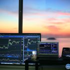 Bitcoin обгоняет золото и акции после кризисов