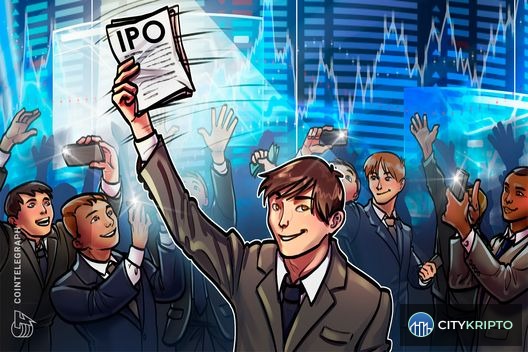 Логотипы Naver и Dunamu на фоне графиков IPO и криптовалют