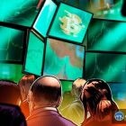 Bitcoin взлетел выше $76 000 на фоне падения нефти
