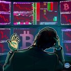 Биткоин упал ниже $76 000 на фоне смешанных сигналов ончейн-данных