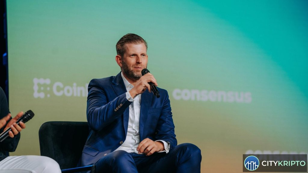 Эрик Трамп выступает на Bitcoin Las Vegas 2026