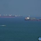 Биткоин снова целится на $80,000 на фоне роста акций и падения нефти