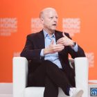 Акции криптокомпаний растут на фоне прогресса Clarity Act и биткоина по $80,000