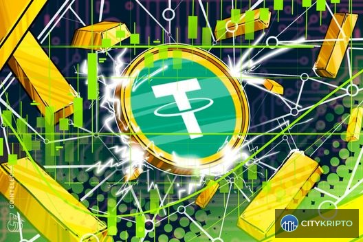 Tether Gold XAUt токен на фоне золотых слитков и графика роста капитализации