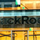 BlackRock расширяет токенизацию: новые фонды на блокчейне
