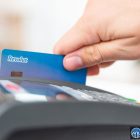 Revolut запускает физическую карту для Dogecoin: шаг к мейнстриму