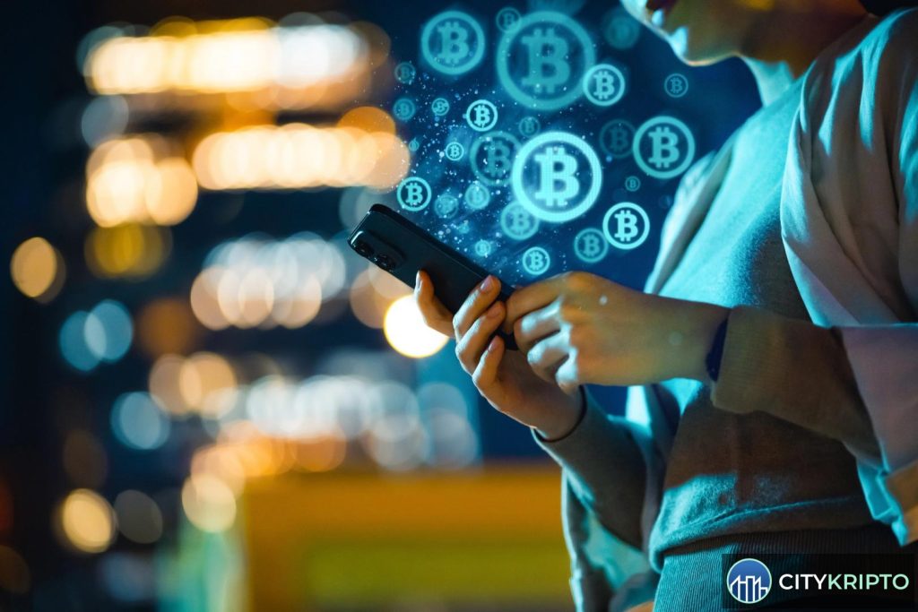 График Bitcoin и HYPE с ростом на 16.5%