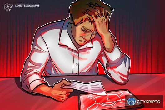 График курса Bitcoin на фоне логотипов SpaceX и Tesla