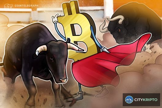 График Bitcoin, удерживающий уровень $77,000