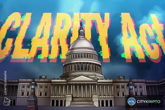 Здание Капитолия США на фоне графиков криптовалют