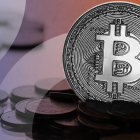 Биткоин упал ниже $60,000 на фоне сильных данных по занятости и краха Zcash
