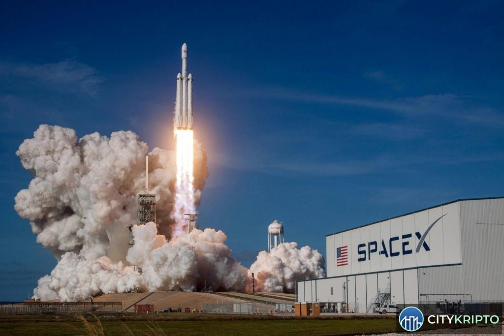 График роста акций SpaceX на Nasdaq после IPO