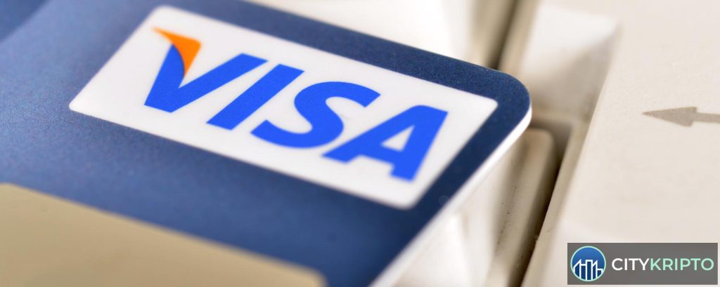 Логотипы Alchemy и Visa на фоне цифровых платежей